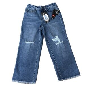 👖⚡ ROYALTY FOR ME Wide-Leg Cropped Jeans | Sz 4 | Distressed Vintage Stretch